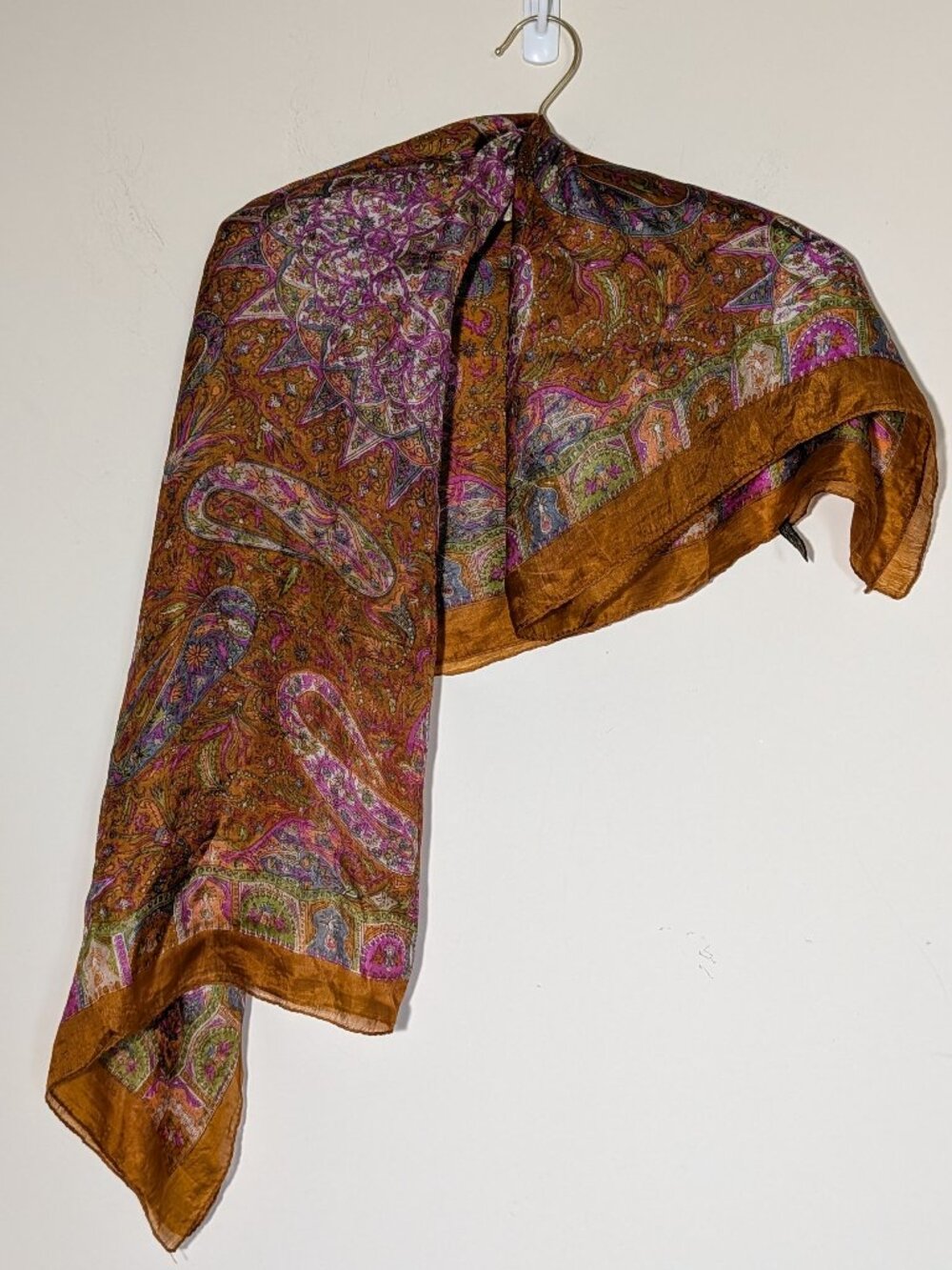 Unbranded 100% Silk Square 38x38 Paisley Print Scarf OS Caramel Brown - Picture 5 of 7
